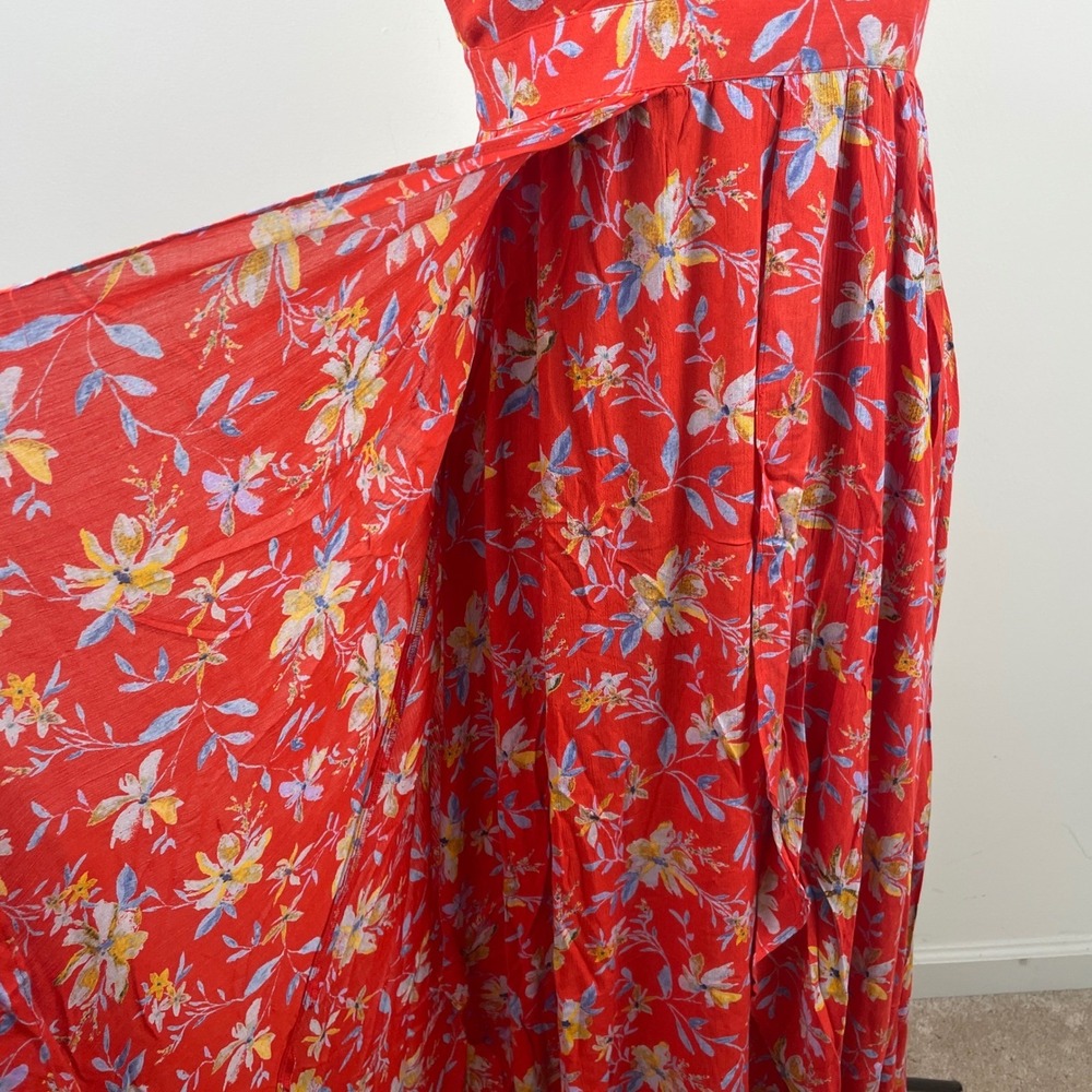 Kimchi Blue Red Floral Halter Maxi Dress Keyhole Cutout Slit Size 0 NWT - Picture 4 of 12